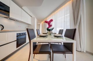 Mercury Suite 539 - Pool & Gym Access - 4