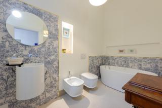Elegant 2BR Retreat near SMN - 7