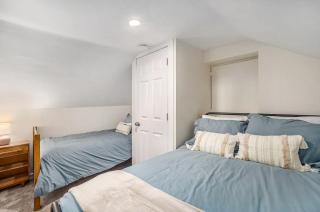 Little Barn Cottage - 3br home with hot tub - 3