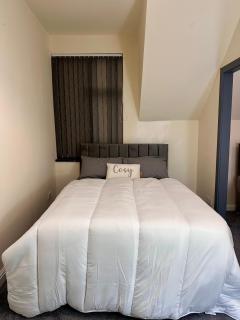 Our Charming 3-Bedroom, 1-Bathroom flat - 2