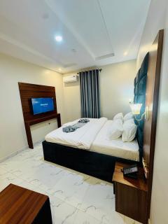 Ventura Hotel & Suites Asaba - 3
