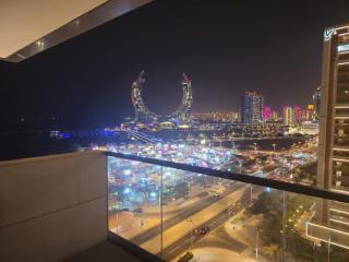 Luxury Apartment, Stunning View of Lusail Marina - 0