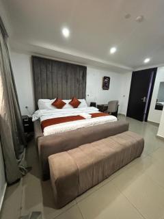 Hotel Helen - 4