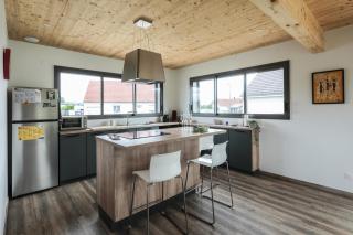 Cozy House Close to Les Salines Royales with Parking and WiFi - 5