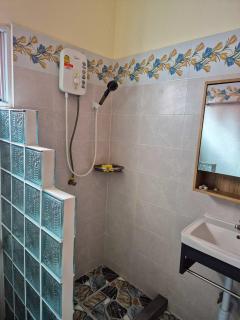 Kata Lina guesthouse - 9