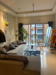1 bhk luxurious soundproof apt in gold crest mall and residency - 5