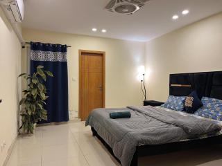Furnished 2 BHK Luxury Apartment - 3