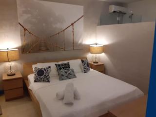 Condado Apartment 3BR Walk to Beach Wi-Fi - 8