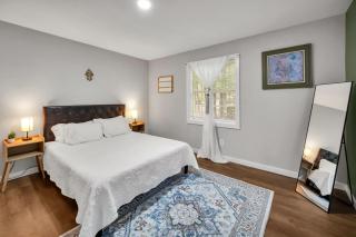 2 Bed, Moroccan style Tvs,Kids Essentials, Crib,walk to Golf - Chapel Hill - 3