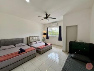 Homely, Master Room, Ara Impian, Seremban 2 - 0