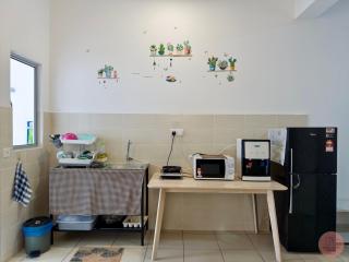 Homely, Master Room, Ara Impian, Seremban 2 - 2