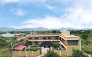 Kunj - A Boutique Hotel By Shivaneel Hospitality - 0