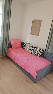 Appartement de 50 M2 avec cuisine neuve plus terrasse de 40 m2 - 1