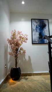 Center Point Apartment 3 - 4