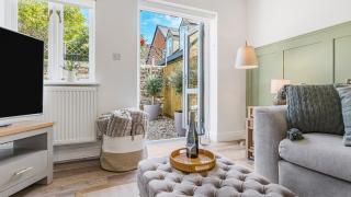 Brand New Luxury Cottage - Garden - Private Parking - Netflix - Coffee Station - Work Desk - Lechlade - 5