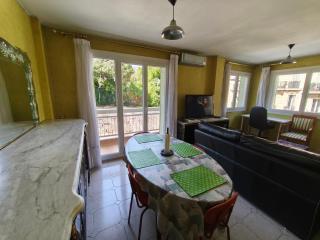 T4 en face Parc Longchamps min 28 night - 9