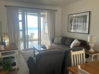 Sea View Mossel Bay- WildeHemel Golf Villa - 4