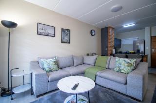 Waterfall Ridge Luxurious Apartments - Backup Power! - 7