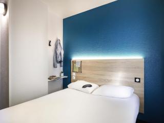 hotelF1 Calais Coquelles - 4