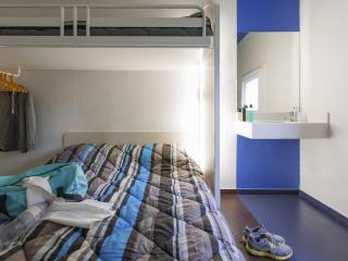 hotelF1 Calais Coquelles - 3