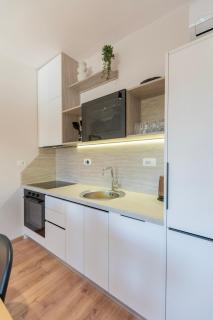 2BR at Artist's Palace - Skanderbeg Square Views - 2