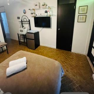 Private Room and Bath for 2 - 1