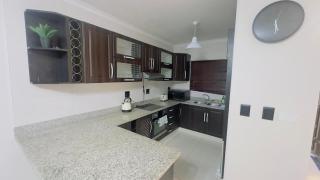 Uvongo Apartment - 8