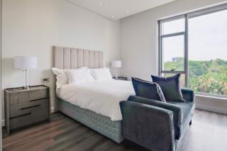 Luxury Sandhurst Sandton Stay - 3