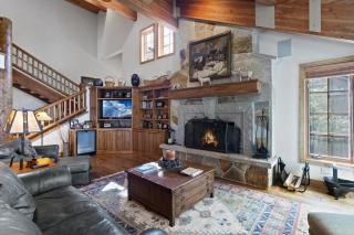 Bellemont Home at Deer Valley Resort - 6 Bedroom Home with Hot Tub #8 home - 8