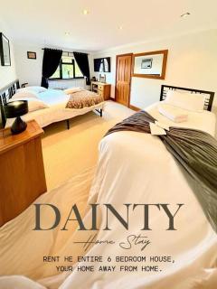 6 Bedroom 4 bathroom House 14 guests or more in Birmingham, Wolverhampton, Walsall Contractors, Family & Groups - 3