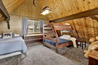 Modoc Cabin at Big Bear Village - Charming Downtown Family Retreat - Foosball - Fireplace - Sun Deck - 1
