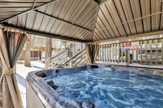 Golden West Cottage at Snow Summit - Walk to Lifts- Hot Tub- Foosball- Central Retreat- - 4