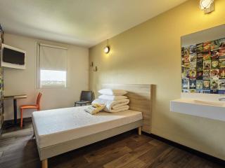 hotelF1 Paris Saint Denis Stade - 8