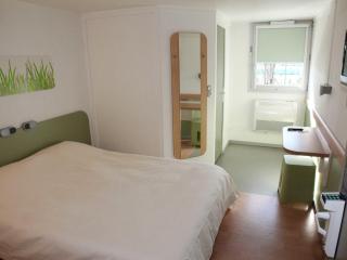 Hotel Ibis Budget Nice Palais Nikaia - Niza - 2