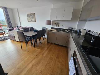 4 Beds Luxury Flat with the Best London View - 3