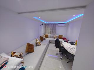 Seaside Apartment with 4 Bedrooms and Large Terrace - 6