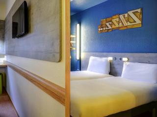 ibis budget Rueil Malmaison - Rueil-Malmaison - 4