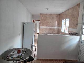 Casa independente e espaçosa - 9