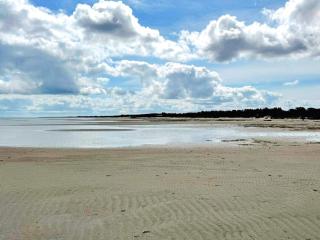 Beachfront Bliss in Hurup - By Traum Ferienwohnungen - 1