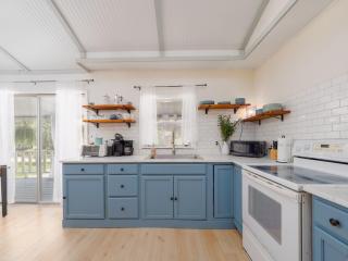 Satilla Woods Cabin & Hot Tub - 6