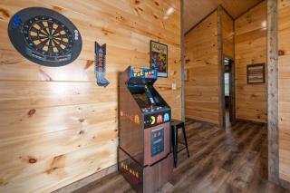 Spring Cabin Deals! Hot tub, Games,Views & Dogs - 6