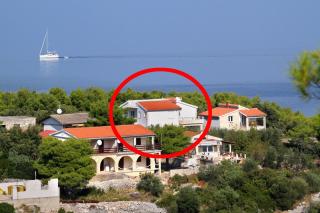 Apartments by the sea Rogac, Solta - 21346 - 0