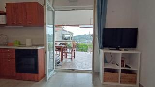 Apartments by the sea Rogac, Solta - 21346 - 9