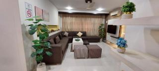 Spacious 2BR Portion with Rooftop Gulshan e Iqbal Block 7 - 0