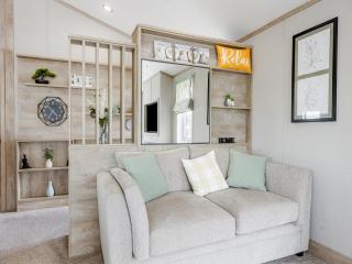 Hillfort Lodge - Llanrhystyd - 5