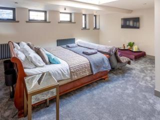 New York Style Loft Apartment - 3