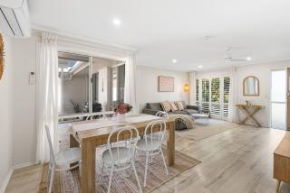 Luxury Beach House with Pool, Firepit, Kayaks - 6