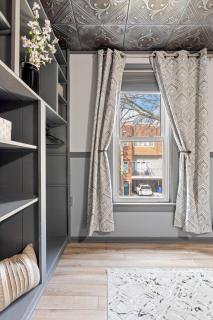 Luxe Suite with Pool Table, King Bed, 3 TVs, & Free Parking - 6