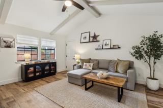 Cozy Luxe Home next to UTD near Downtown Dallas - 7