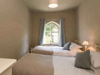 Dell Cottage - 1